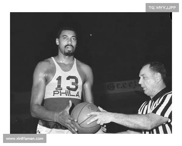 张伯伦在球队中的具体踢球位置解析与作用全面深度剖析