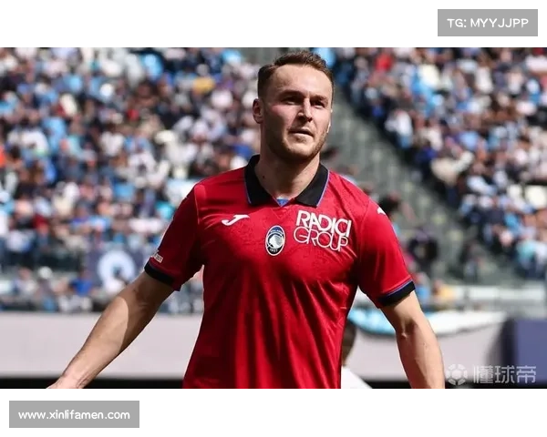 库普梅纳斯凭借职业精神激励年轻球员成长的故事